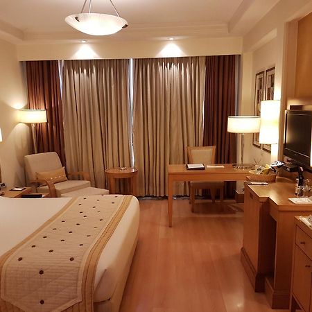 Dia Park Premier Hotel Gurgaon Quarto foto